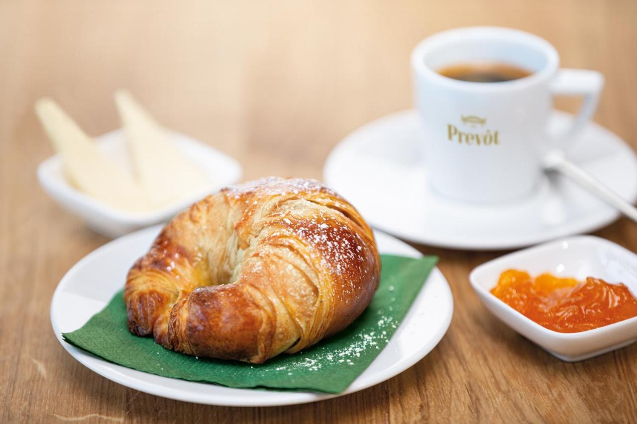 Prevot Restaurant & Hotel Cologne Luaran gambar